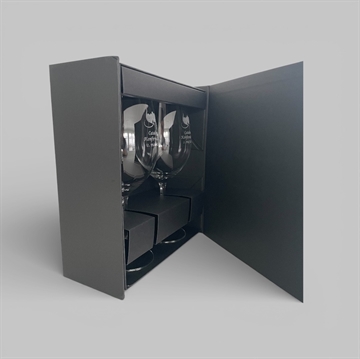 Rødvinsglas med gravering